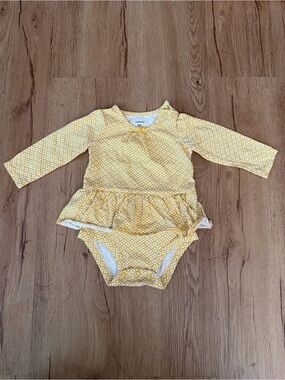 💛Carter's Yellow Geometric Ruffle Long-Sleeve One-Piece💛